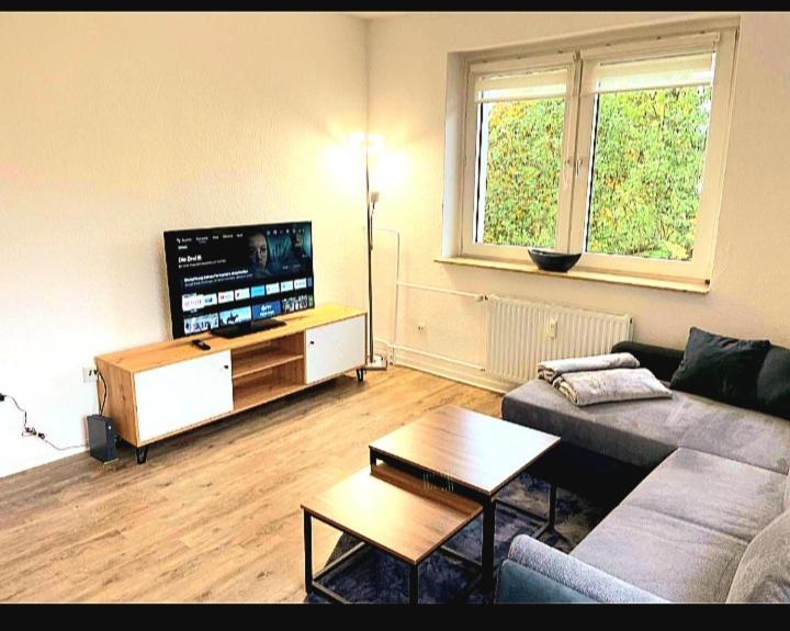 City Apartment Duisburg 2#Netflix &Wlan &Kingsize Bett & Kaffee Maschine & Central & 500M Innenhafen & 2 Min U Bahn Eksteriør bilde